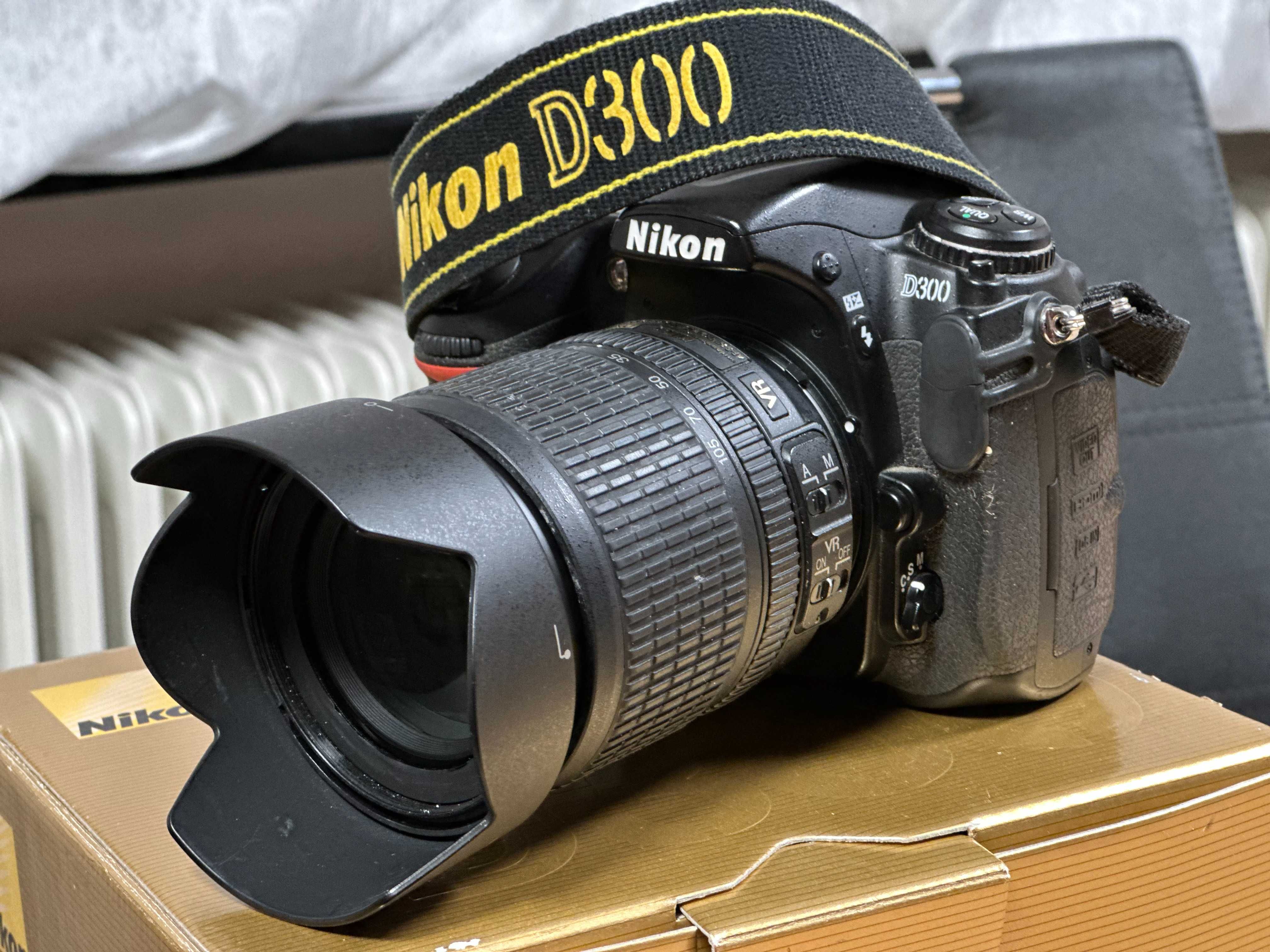 Nikon D300 cu obiectiv 18-105 mm Shuttercount 17.000 klik