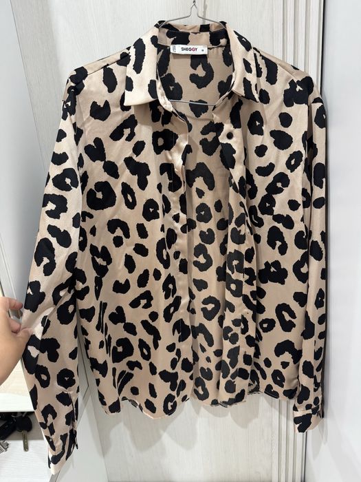 Продам женскую рубашку