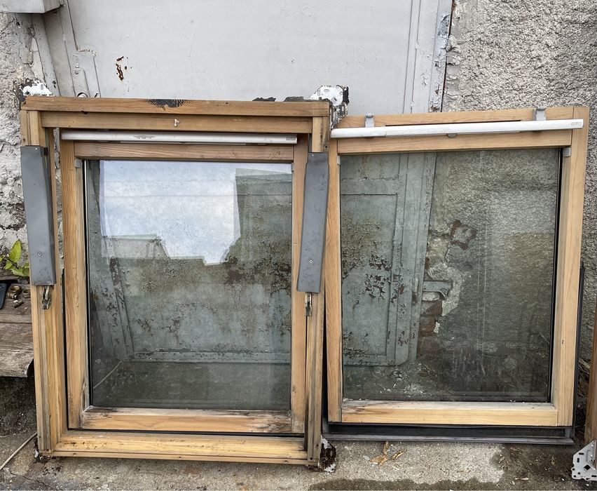 Velux ferestre mansarda 4 buc  .  Dim 120 x65 , 100 x 80