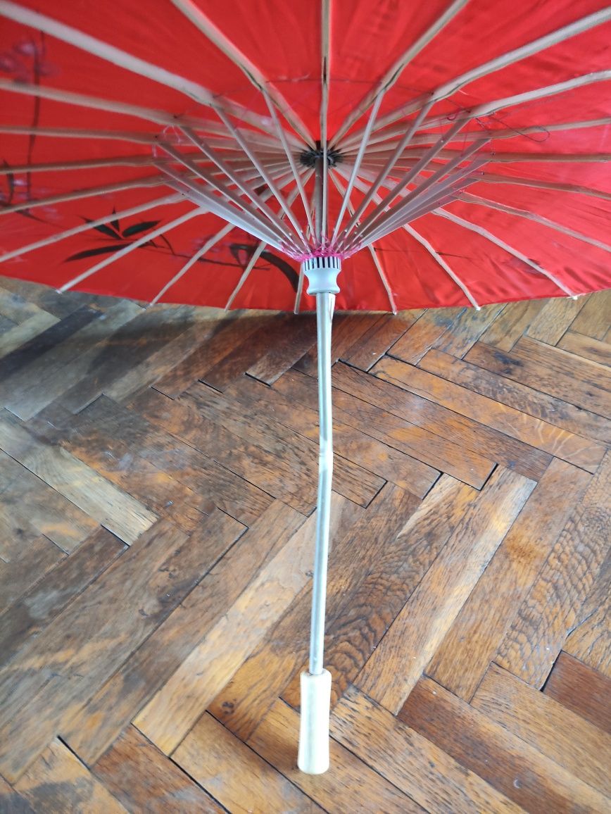 Японско чадърче с ръчна рисунка