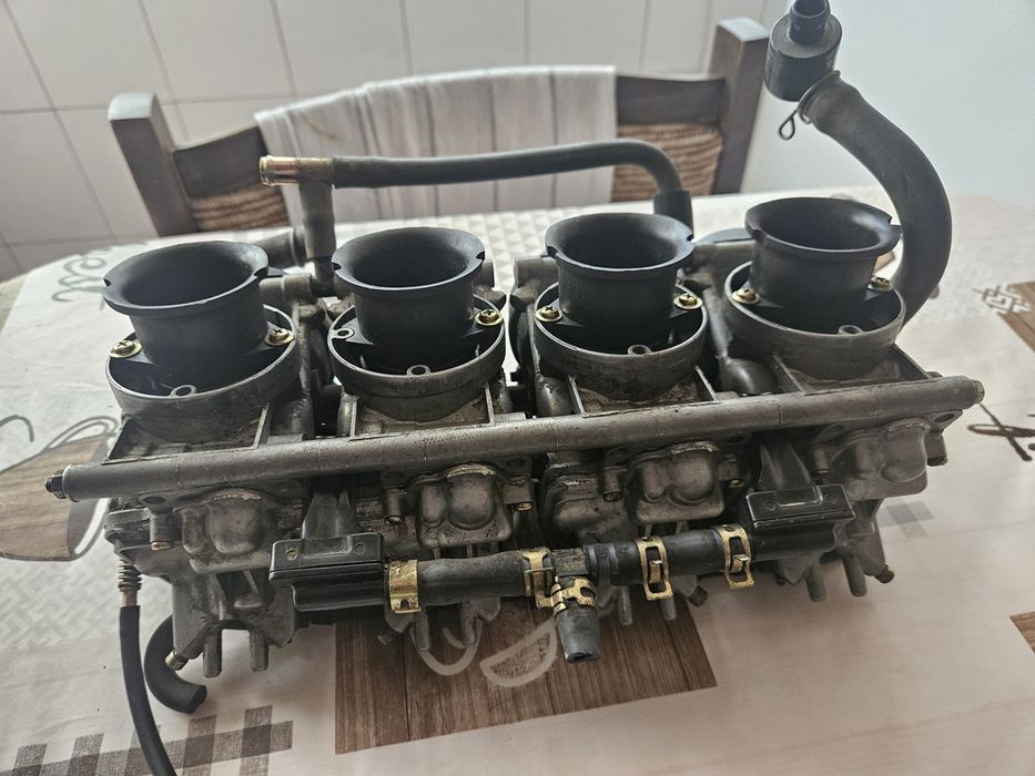 Карбуратори за Yamaha YZF R6 (1999-2002)