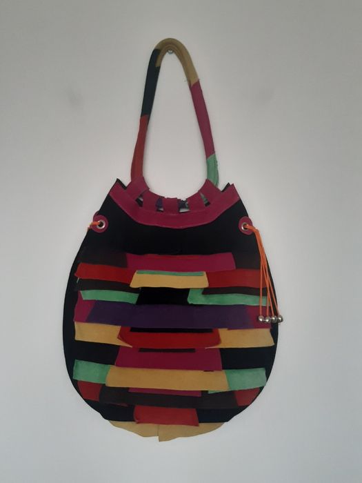 Дамска чанта от естествен велур MIU MIU