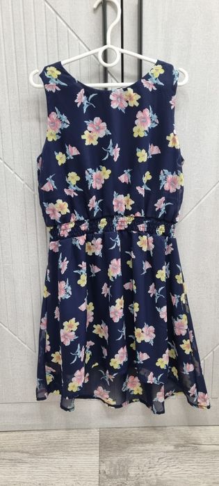 Продам новое платье