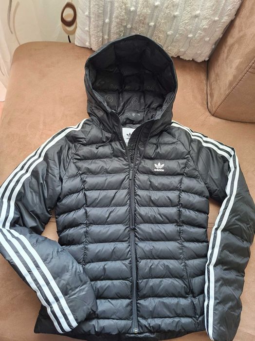 Дамско зимно яке Adidas
