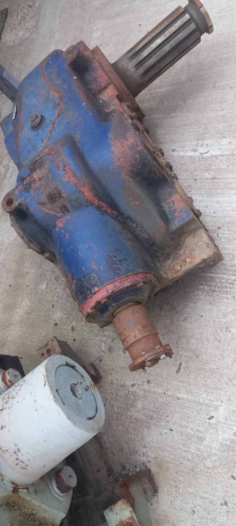 reductor industrial / reductoare masive de forță 30 tone