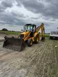 Buldoexcavator New Holland Lb110!!