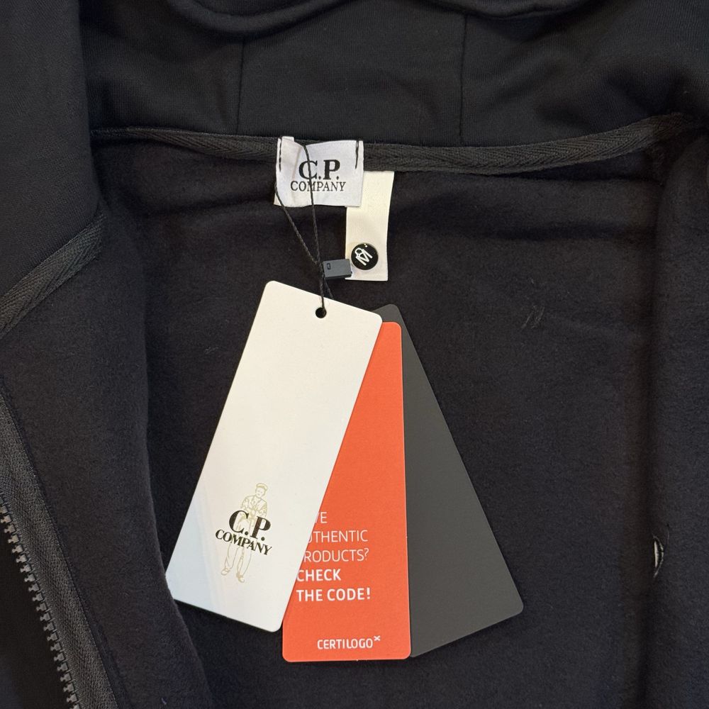 Cp Company Googles Горнище! НОВО!