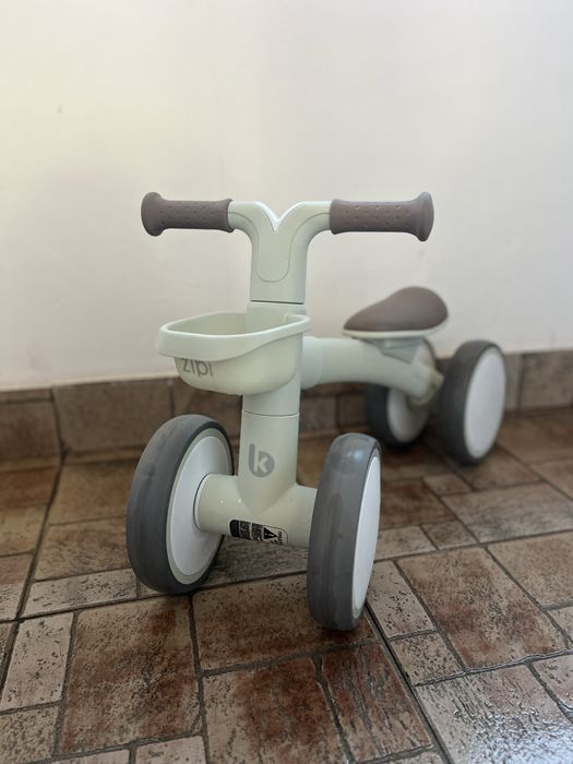 Колело за баланс KikkaBoo