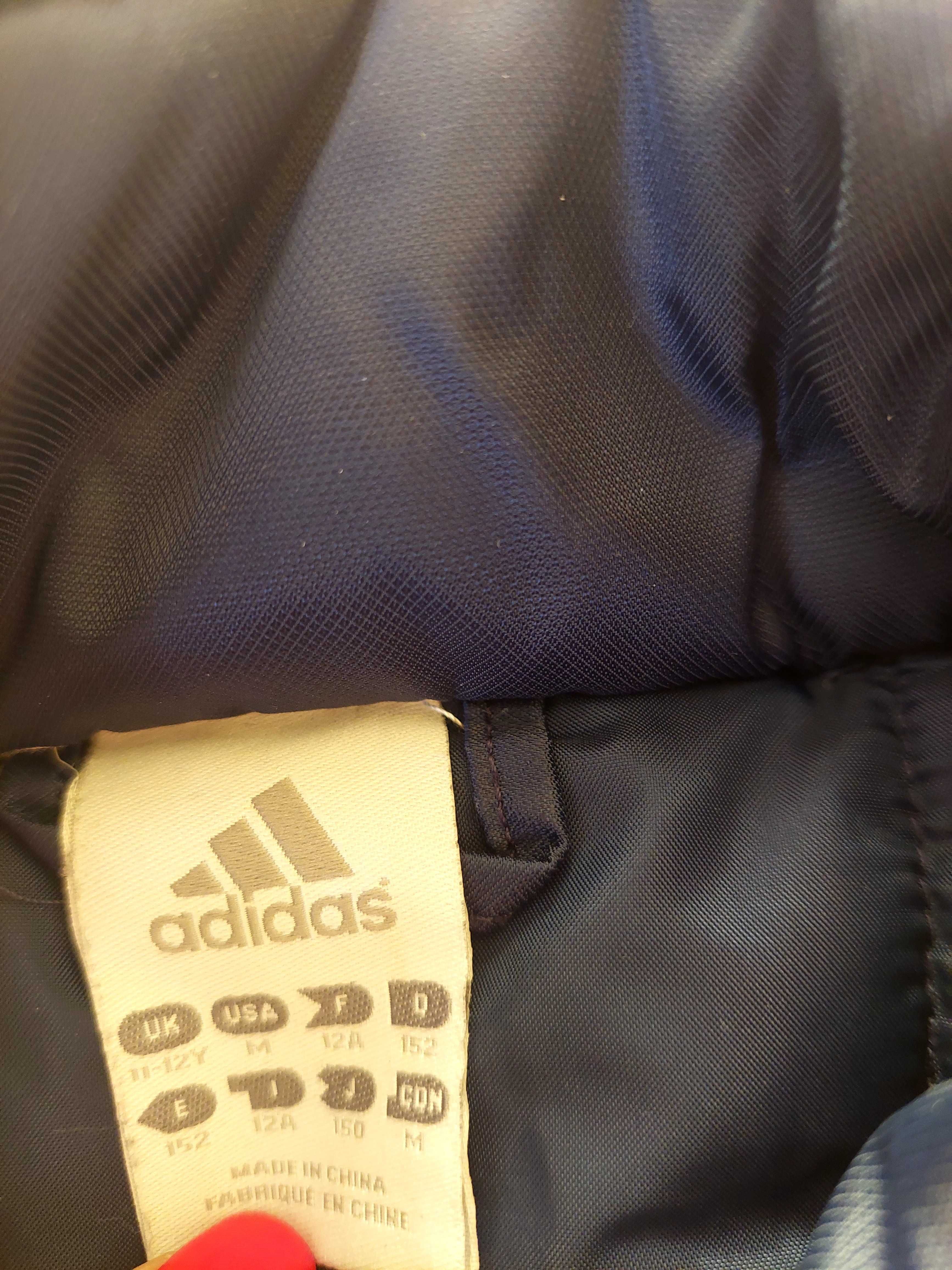 Детско яке на Adidas