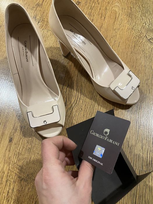 Pantofi piele lac foarte comozi