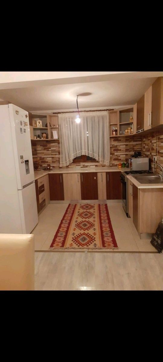 Casă de vânzare sat Căpățânești