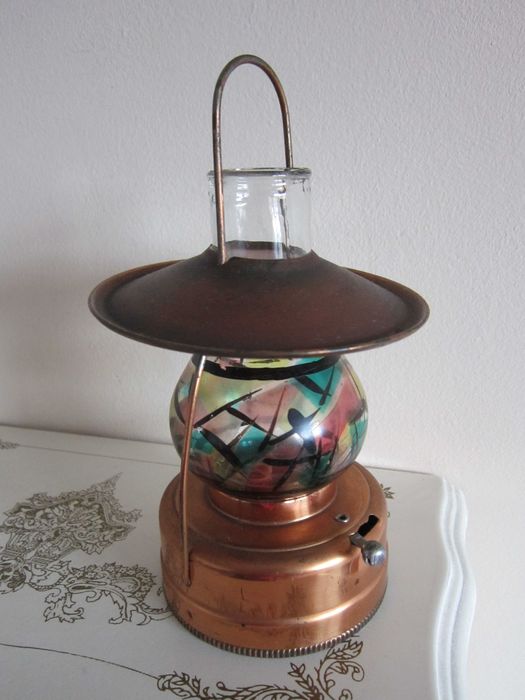 Lampa  cu baterii by ROSE Hong Kong  British C.C