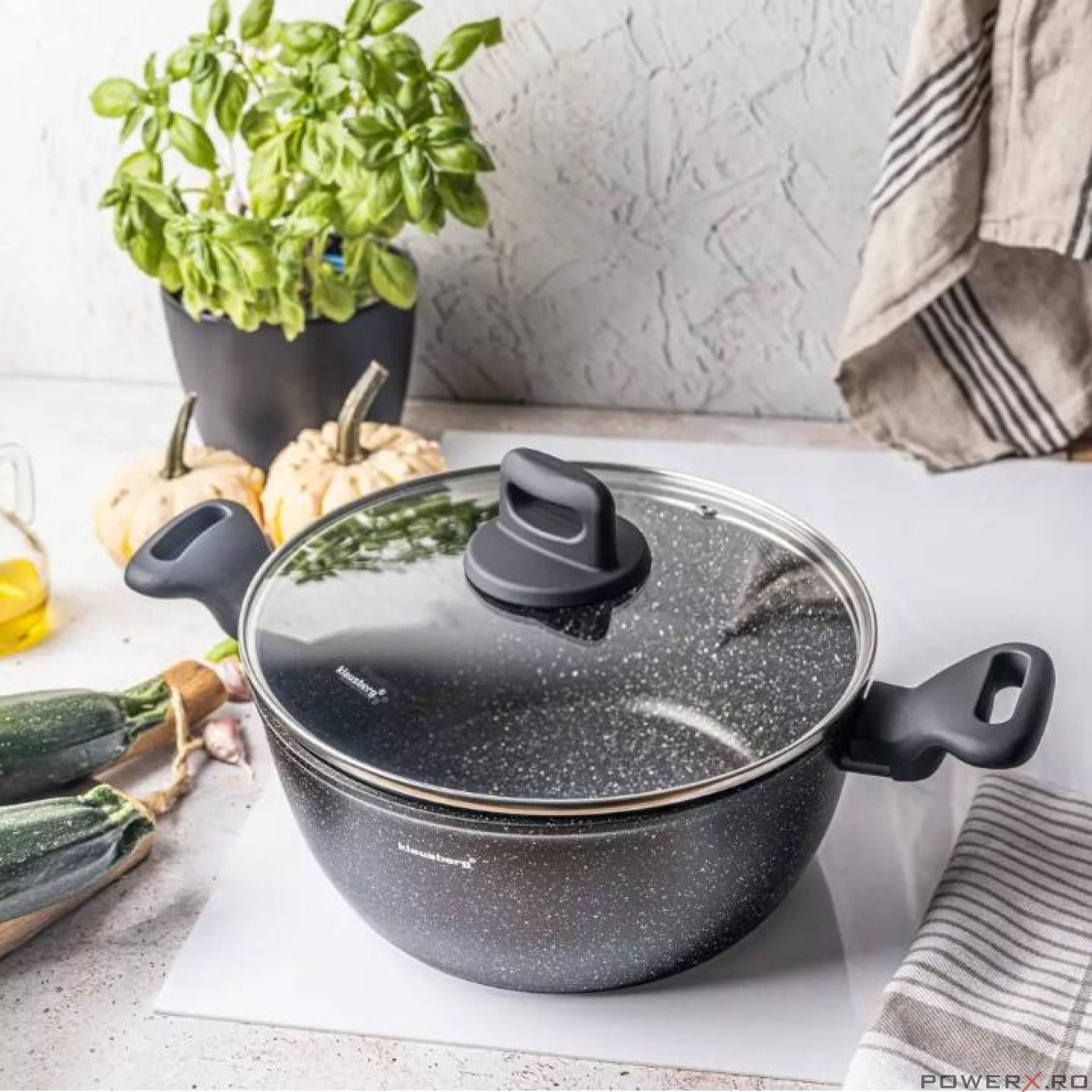 Oala cu capac, marmorata neagra, 24cm, 3.7 L, Klausberg