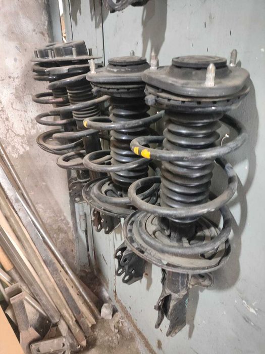 Комплекты амортизаторов Тойота Камри 40-45