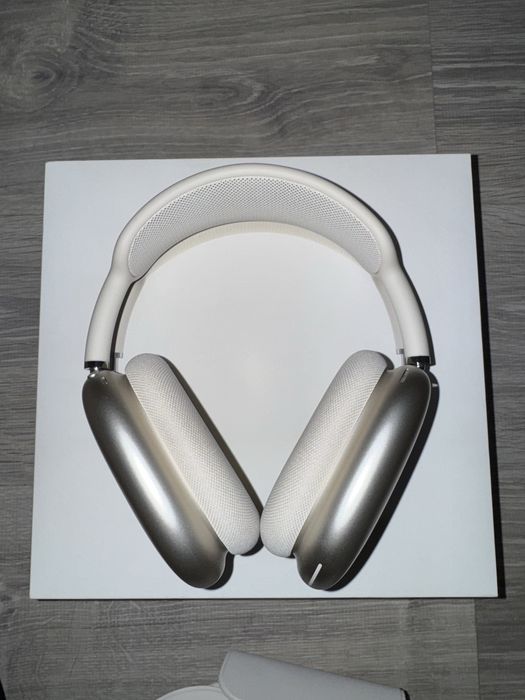 Продам наушики Airpods Max 2