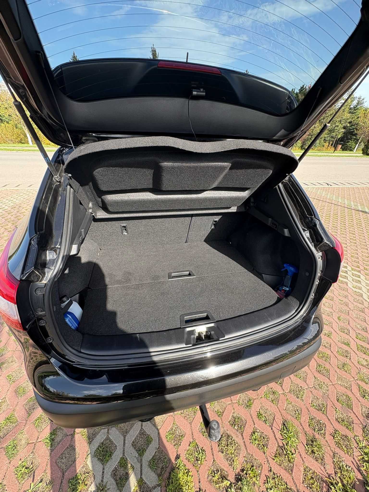 Nissan Qashqai Tekna 2014 automată CVT