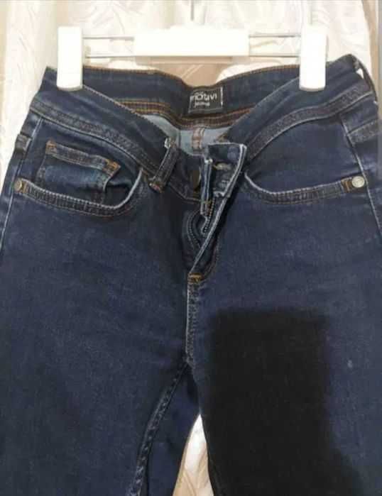 Blugi Motivi drept XS