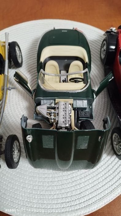 Mașinuțe Machete Burago  scara 1/18