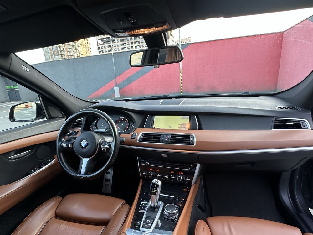 BMW 520 seria 5 GT / an 2017 / M Paket / motor 2.0 D / panoramic