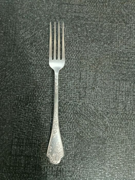 Tacâmuri argint 800