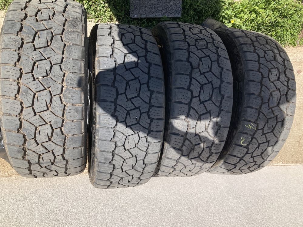 Гуми 4 бр 255/50R20 all terrain TOYO