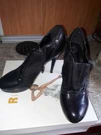 Продам туфли кожанные и замшевые  ,женские,черные,стильные