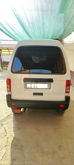 Damas tezda sotiladi. Tiniq moshina