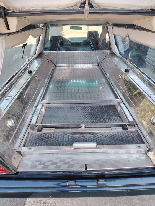 Dric Funerar Mercedes w124 Diesel cutie manuală+reductor