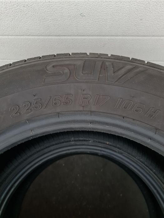 Всесезонни гуми 2 броя KORMURAN Suv 225 65 R17 дот 1522