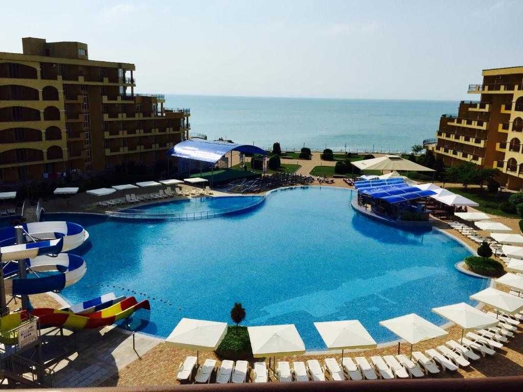 Продава се Тристаен апартамент в Ахелой - 130 кв.м за 593 €/кв.м - Снимка #18