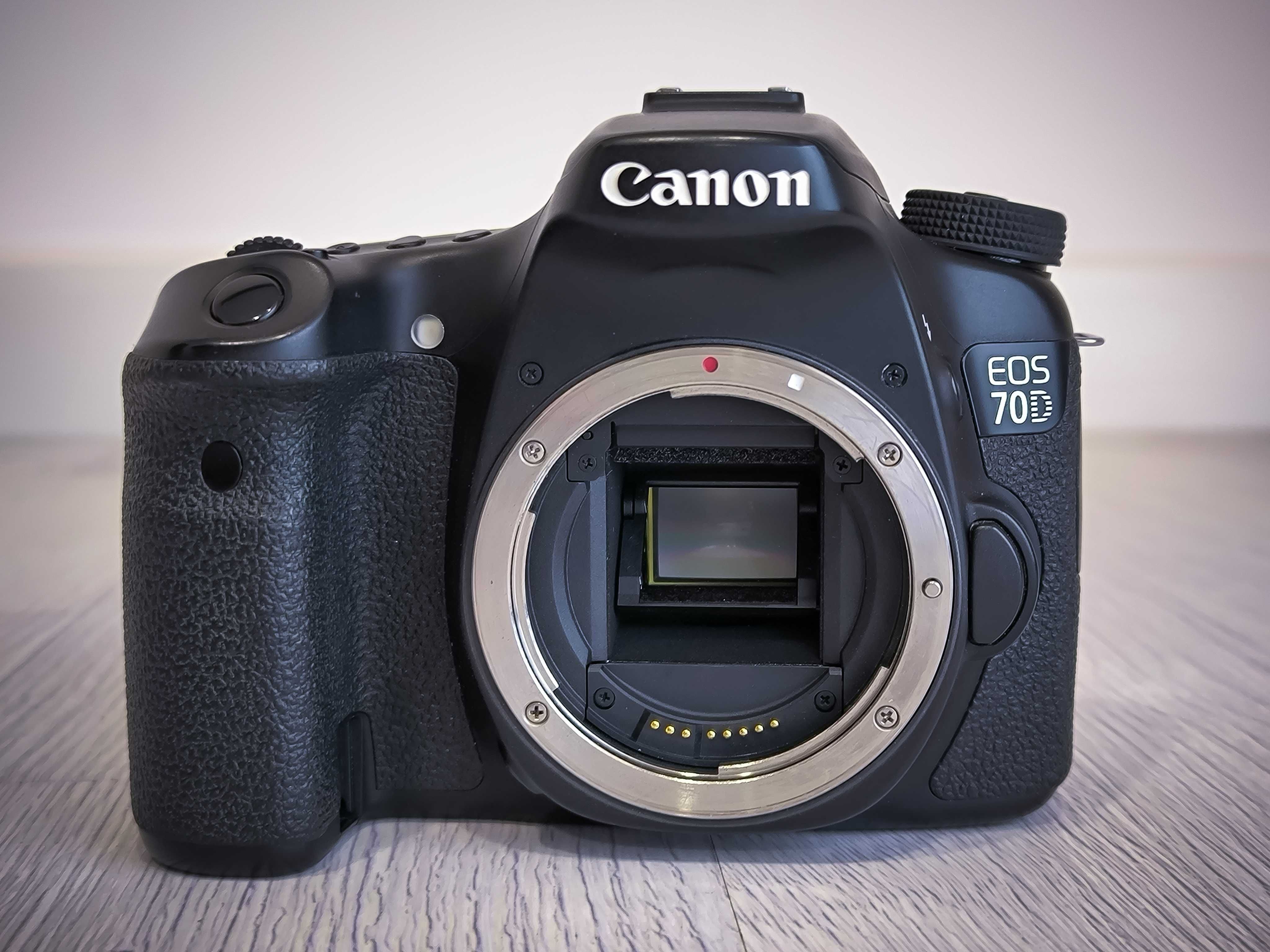 Фотоапарат Canon EOS 70D – тяло
