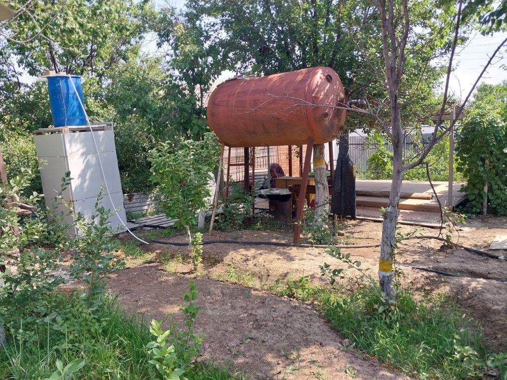 Дача Бугаках с охраной.