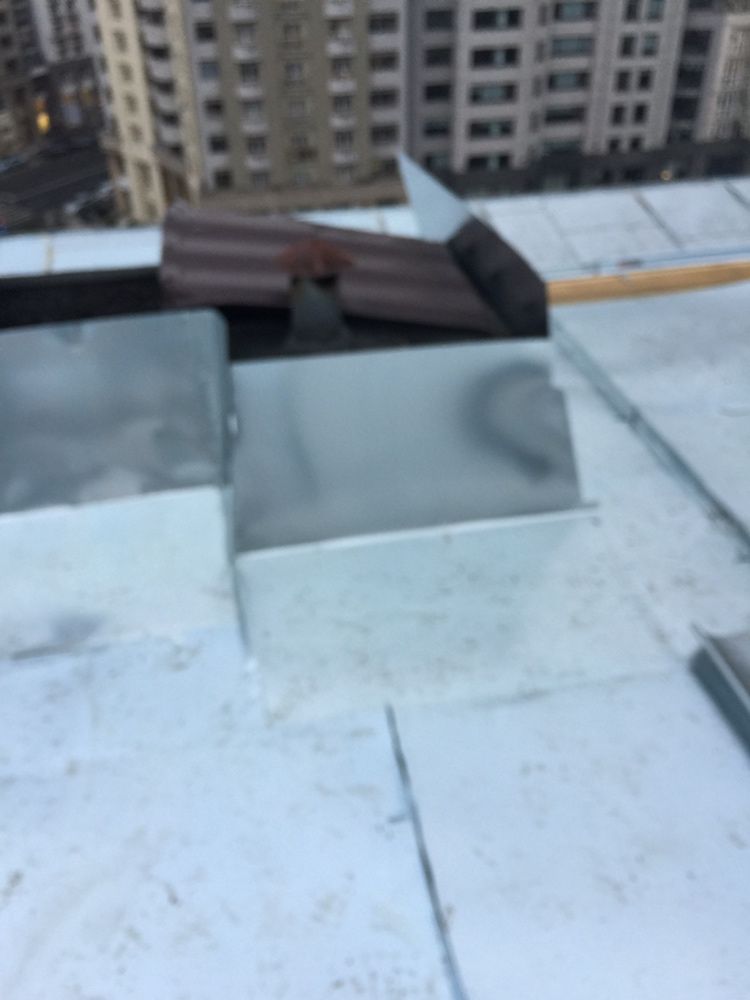 Sageac metalic pazie metalică reparații acoperis pazie vopsit sageac