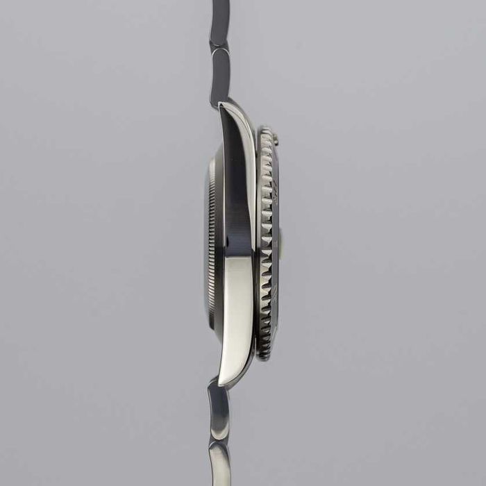 Rolex Oyster Submariner Date 116610LN