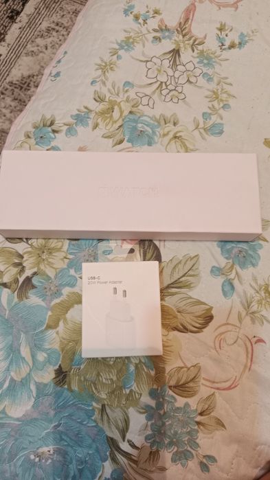 Продам ,Apple Watch,новая. 35 тыс. Вместо с адаптером