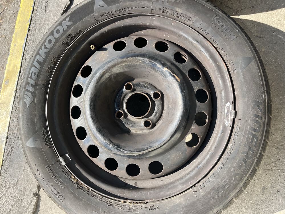 2 бр. железни джанти 15” 4х100 с летни гуми 185/60/15