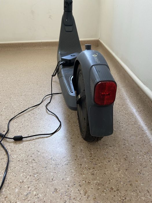 Ninebot E2 pro (inca la garanție)