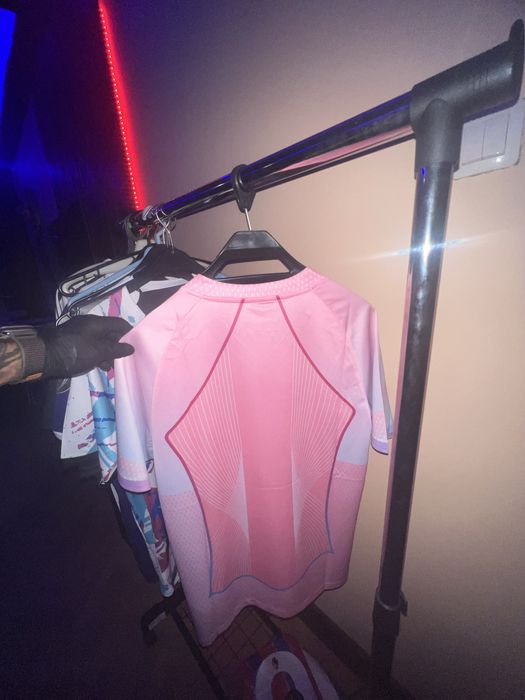 Чисто нови тениска на Барселона