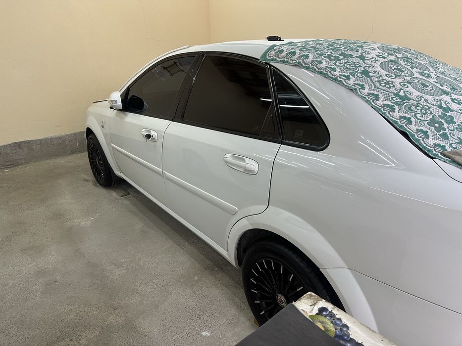 Продам свой автомобиль Ласетти 1.8