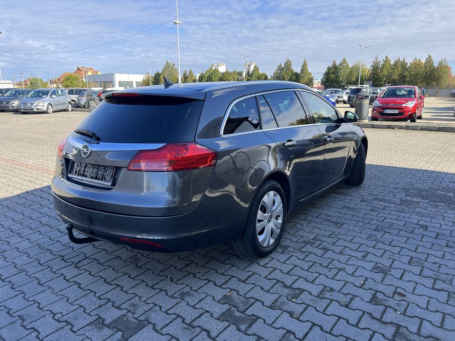 Opel Insignia 2.0 Diesel 160 CP Automata