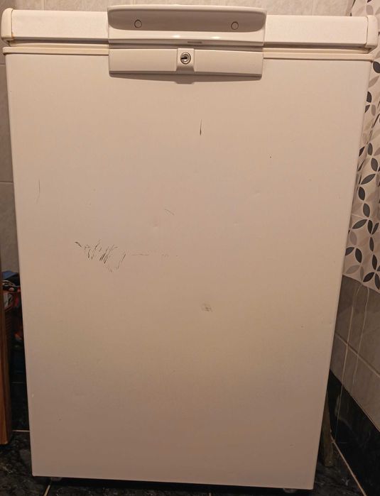 Lada frigorifica WHIRPOOL WH1410 A+E