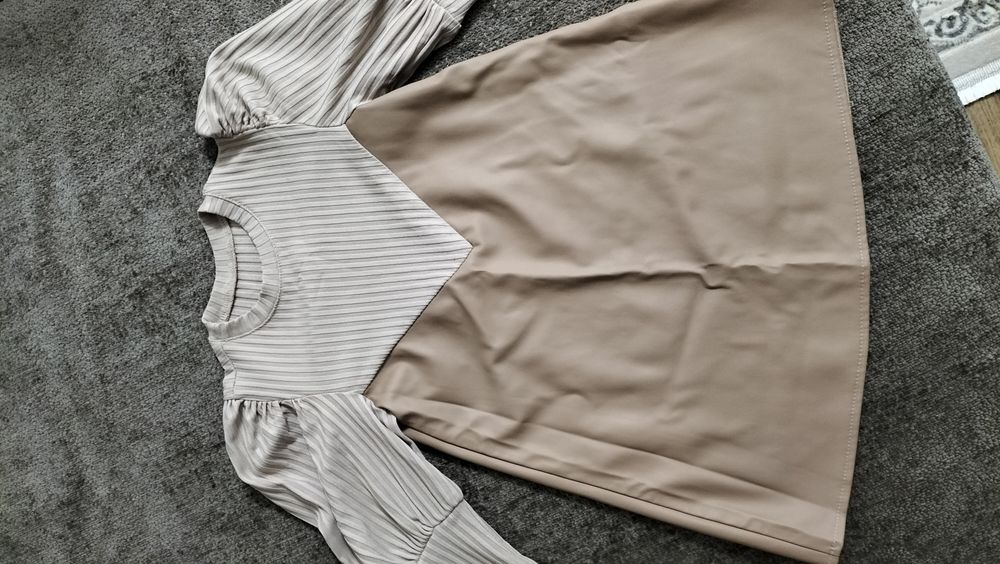 Платье на девочку 3-4года