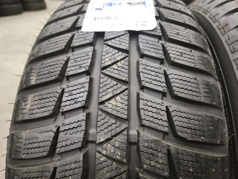 2 anvelope iarna noi Runflat Falken 225 50 17