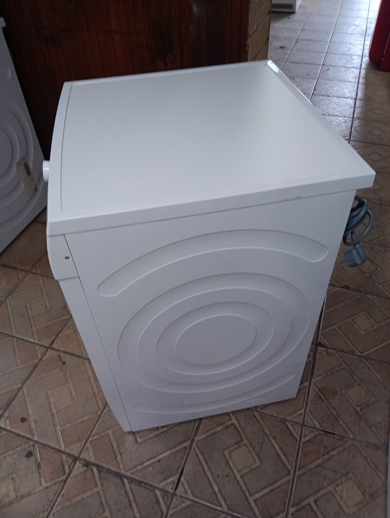 Сушилня с термопомпа Сименс Siemens IQ 500 A++ 7кг 2 години Гаранция!