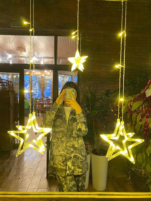 Двойка продаются