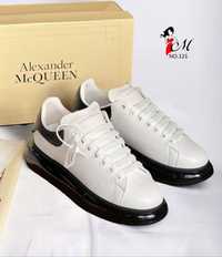 Adidasi alexander mcQueen 
40-44
330 lei