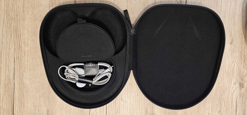 Casti Over the Ear Bose 700, Wireless, Bluetooth, Noise cancelling