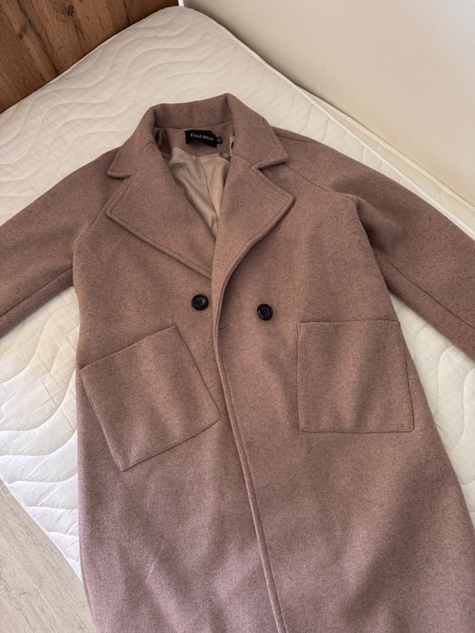Пальто пудрувого цвета осень/весна
