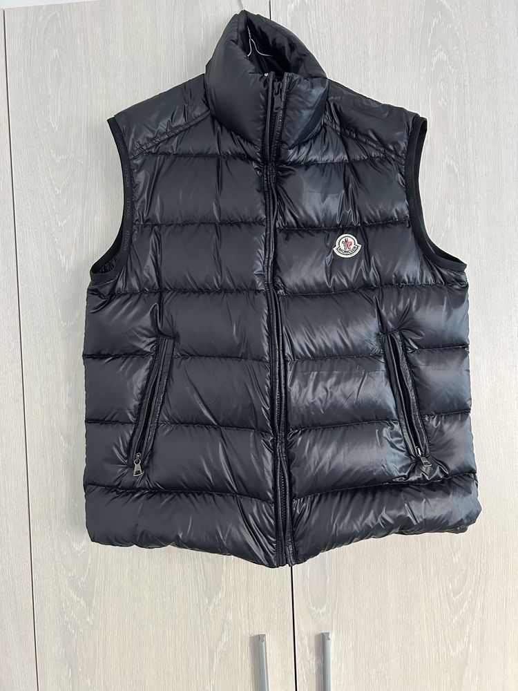 Vesta Moncler Noua