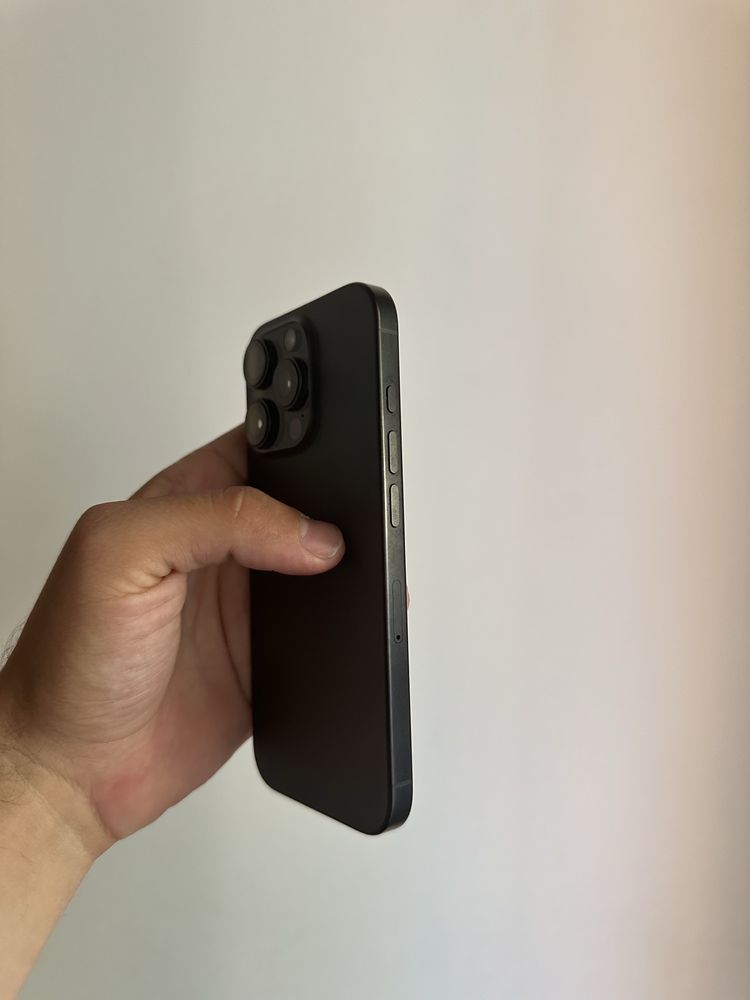 Iphone 16 Pro 128GB - като НОВ